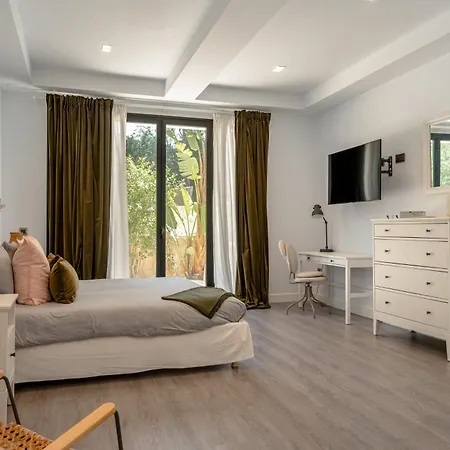 Atalya Rio マルベーリャ