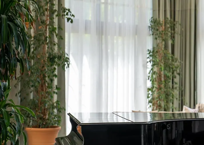 Atalya Rio * Μαρμπέλλα